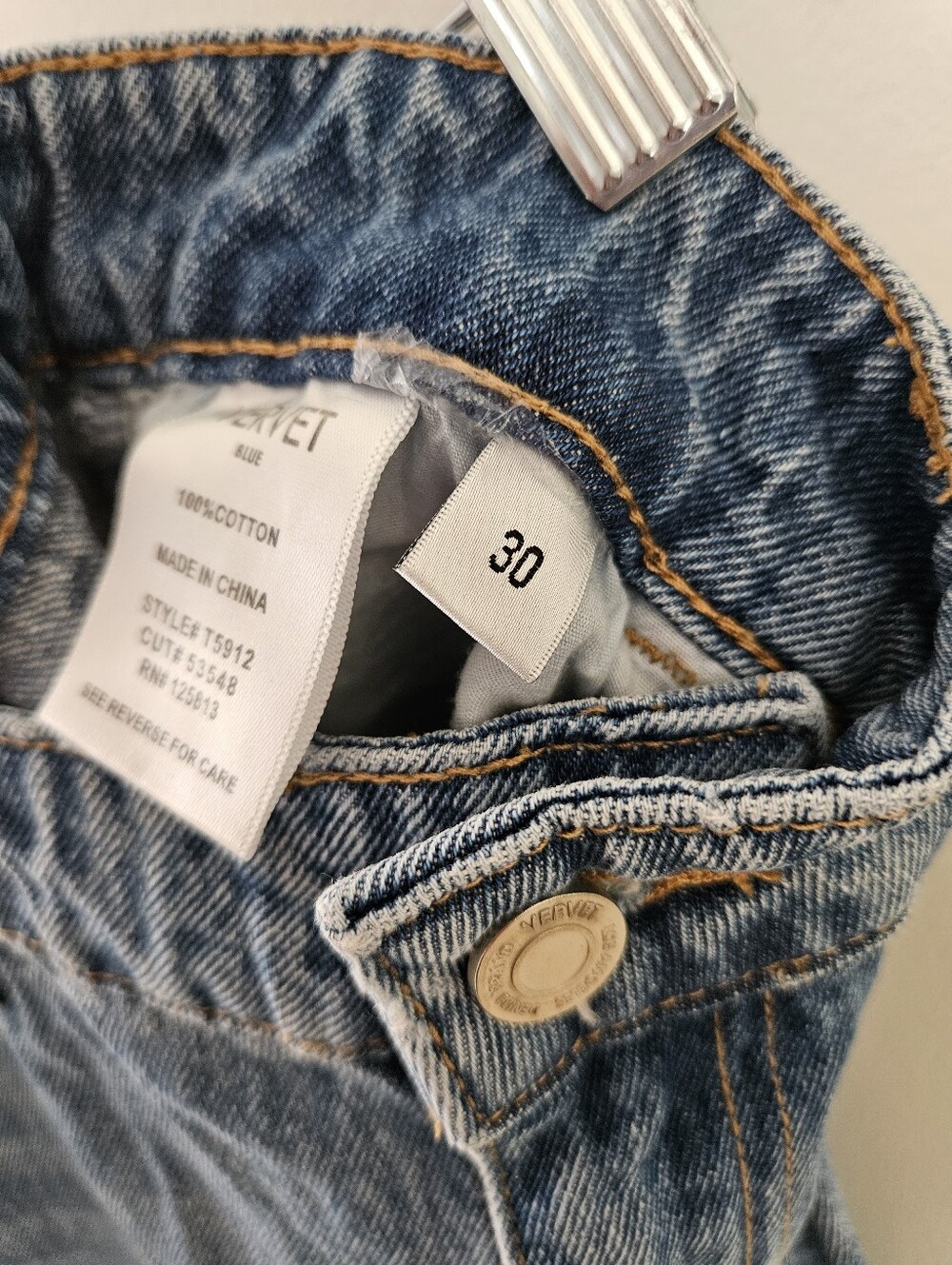 Vervet Blue | Cropped Straight-Leg Jeans - Picture 6 of 7
